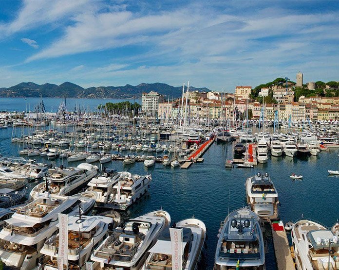 MARITIMO SHOWCASING M51 MOTOR YACHT AT CANNES YACHTING FESTIVAL