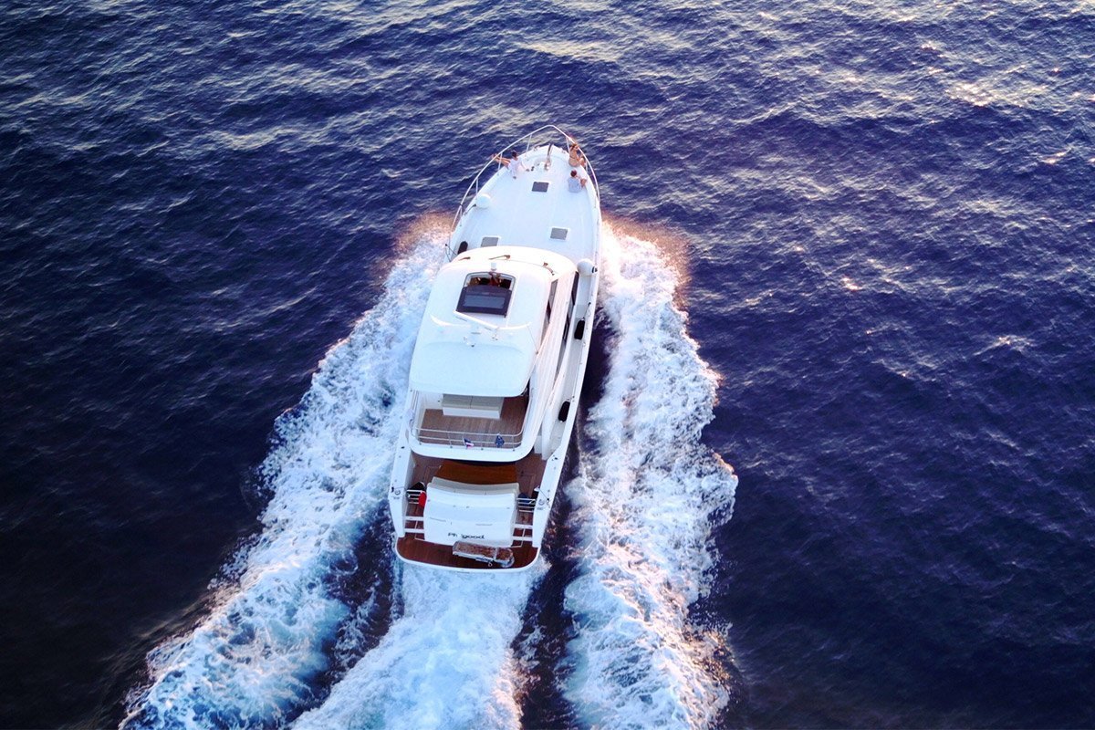 Maritimo M51 luxury motor yacht France