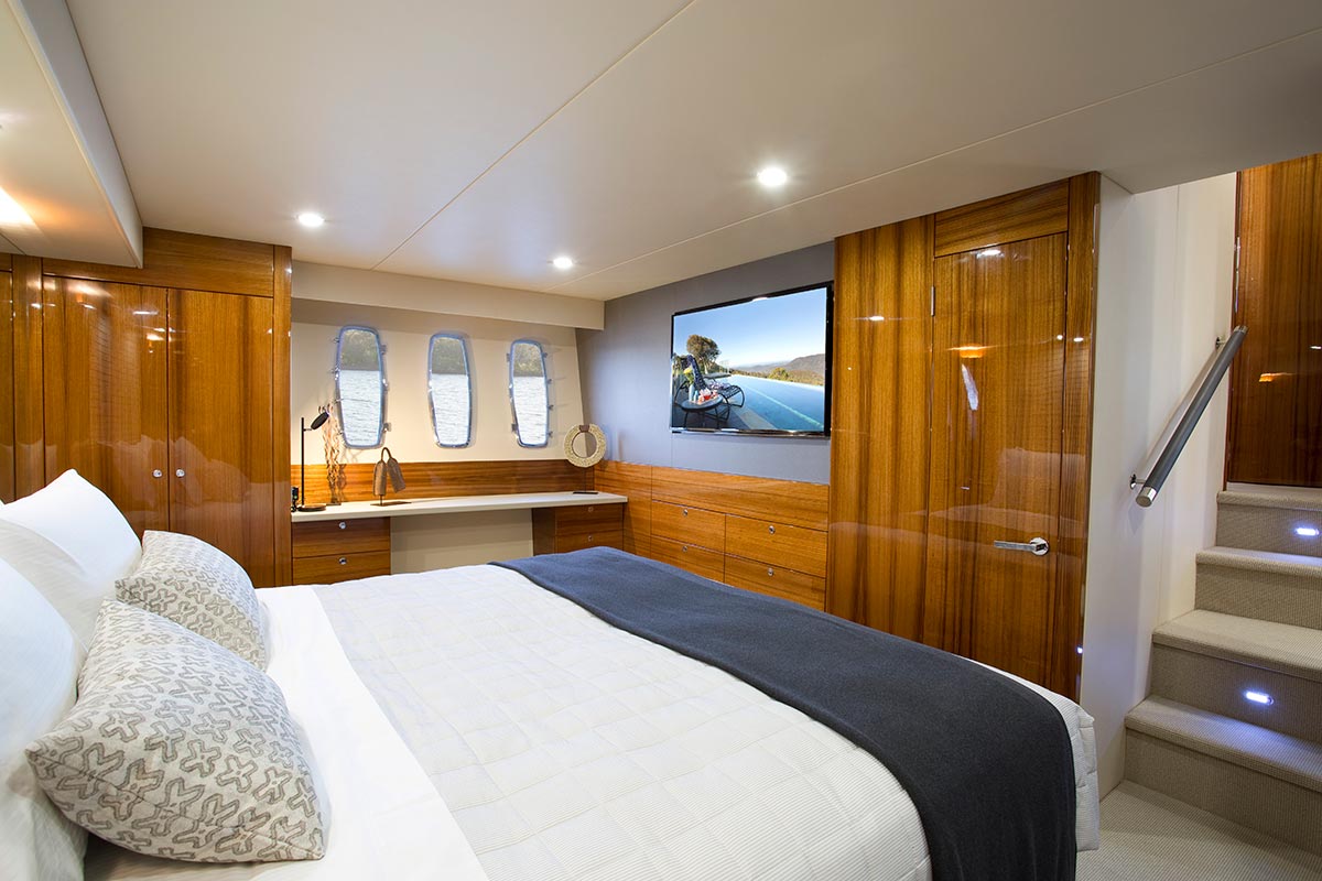 MARITIMO M61 OFFERS THE BEST OF ALL WORLDS - 